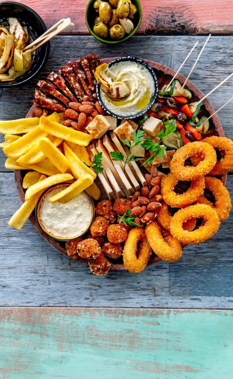 Green tapas sharing platter