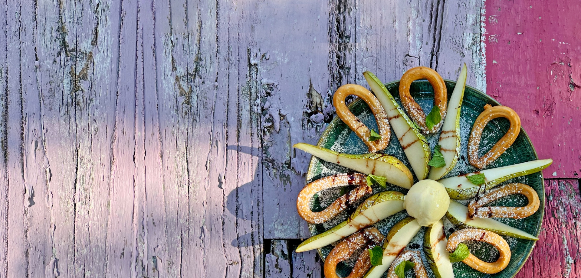 header-recipe-page-churros-wreath-pear